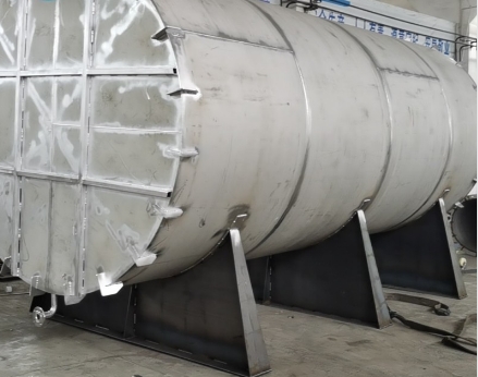 1727514035802112.jpg 儲(chǔ)罐.jpg