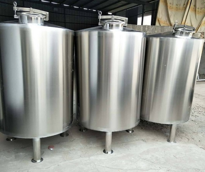 1738832486207695.jpg 不銹鋼儲(chǔ)罐 (8).jpg